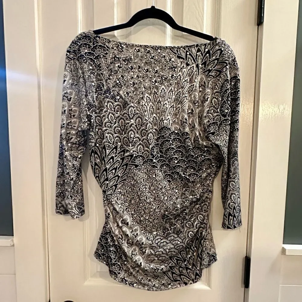Carmen Marc Valvo Signature Draped Front Blouse Black & White Sequin Sz L - Picture 2 of 4